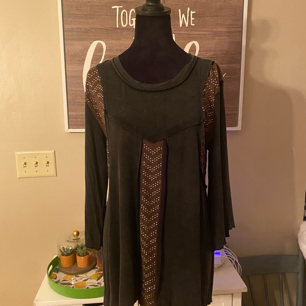 #97 (distressed) Black, silver studded top